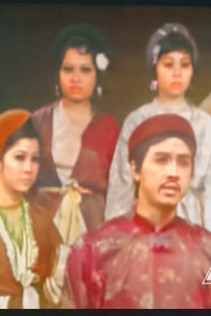 Nghệ sĩ trẻ xúc động trước "Tiếng trống Mê Linh" bản màu