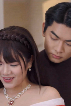 Giữ lấy tình yêu: Ái Ngọc và màn "mỹ nhân cứu anh hùng"