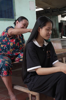 Mái ấm gia đình Việt: Đại Nghĩa bật khóc trước chuyện "cổ tích giữa đời thường"