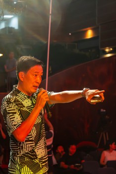 Đạo diễn Bùi Hoài Nam - Người mở cánh cửa 360 độ cho Chuông vàng vọng cổ