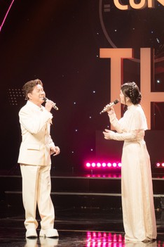 Trò chuyện cùng thời gian: “Tình yêu là như thế”