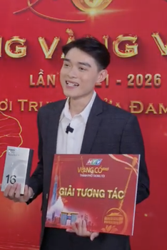 OPPO tiếp sức Thái Hồng Thiện lan tỏa tình yêu cải lương