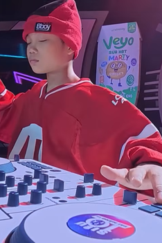 Siêu tài năng nhí: DJ nhí đa tài một mình cân cả handpan, rap, hiphop