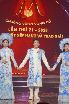 Khi âm nhạc dân tộc chinh phục khán giả bằng một đêm diễn “cháy vé” | Chuông vàng vọng cổ 2026