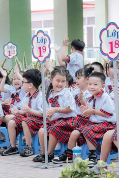 "1001 biểu cảm" của học sinh TP. Hồ Chí Minh trong ngày tựu trường