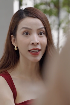Nàng dâu lột xác trong "Mặt nạ hoàng kim"