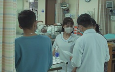 Hàng trăm người mắc cùng triệu chứng sau khi ăn bánh mì gà xé