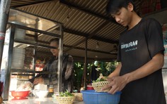 Khánh Hoàng: Trớ trêu lần đầu em được gặp cha cũng là lần cuối
