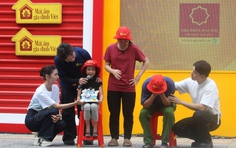 Người cha bật khóc khi "Mái ấm gia đình Việt" tạo bất ngờ cho con gái tám tuổi