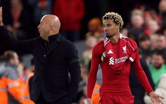 Liverpool thắng 2-1 Southampton, Arne Slot mắng học trò "ngu ngốc|