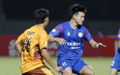 Nửa đội U23 Việt Nam đua trụ hạng V-League: HLV Kim Sang-sik nên... vui, tại sao?