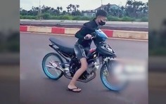 Xử lý thanh niên độ xe máy, quay video "tạo nét" đăng TikTok