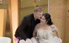 Vợ chồng son: Chuyện tình thần tốc của cô gái Việt và chàng rể Tây tuổi Tuất