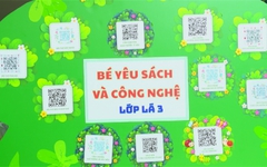 Học sinh mầm non hào hứng với giáo dục số