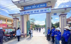 Quảng Trị: Xác minh thông tin "giáo viên vào phòng thi hướng dẫn thí sinh làm bài"