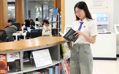 Tuyển sinh đại học 2026: Điểm chuẩn một số ngành luật giảm, khoa học sức khỏe tăng