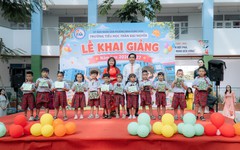 Rộn ràng ngày khai giảng đầu tiên của ngôi trường trên nền nghĩa trang Bình Hưng Hòa