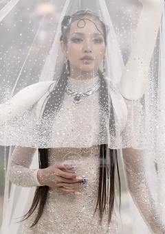Met Gala 2026 - Loạt váy áo khiến mạng xã hội bùng nổ