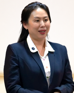 Bà Hồ Thị Quyên