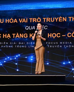 Đại diện Focus Media chia sẻ tại buổi hội thảo