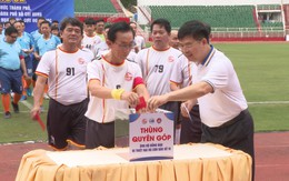 Trận bóng giao hữu quyên góp gần 1,4 tỷ đồng hỗ trợ đồng bào bị ảnh hưởng bão số 10