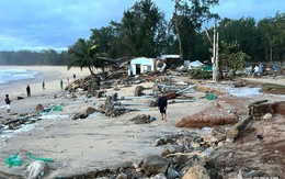 Bão số 13 làm 5 người chết, 2.593 nhà bị hư hỏng, tốc mái, 9 tàu bị chìm