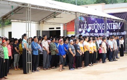 Xúc động lễ tưởng niệm một năm ngày mất của 67 nạn nhân Làng Nủ