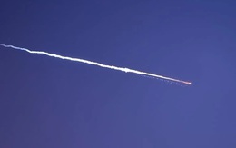 Ủng hộ Iran, phe Houthi phóng tên lửa vào Israel