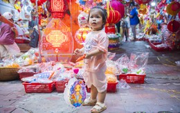 Phố lồng đèn Lương Nhữ Học đông kín người trước Trung thu