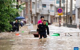 Trung Quốc: Bão Saudel gây ngập lụt diện rộng, hàng trăm ngàn người sơ tán