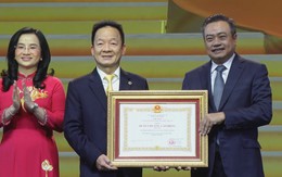 SHB nhận Huân chương Lao động hạng Ba nhân kỷ niệm 30 năm thành lập