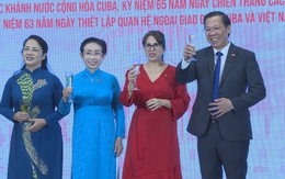 Kỷ niệm 65 năm Quốc khánh nước Cộng hòa Cuba