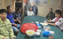 Cứu sống hai thuyền viên tàu Gia Bảo 19 mất tích trên biển