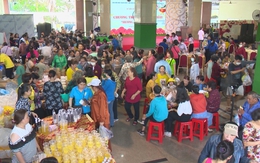 Gìn giữ bản sắc văn hóa dân tộc Hoa qua Lễ hội Nguyên Tiêu Quận 11