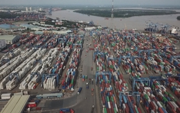 Tồn gần 5.000 container hàng ở cảng biển TP.HCM