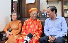 Chủ tịch UBND TP.HCM Phan Văn Mãi thăm, chúc thọ người cao tuổi
