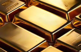 Thị trường ngày 22/11/2025: Giá vàng hạ nhiệt, xăng dầu tiếp đà giảm