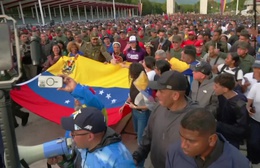 Venezuela: Tổng thống Maduro kêu gọi đoàn kết trước động thái quân sự của Mỹ