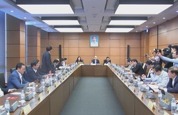 Đoàn Đại biểu Quốc hội khóa XV thảo luận ở Tổ về 3 dự án luật quan trọng