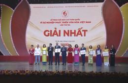 Vinh danh những “người kể chuyện” làm rạng rỡ văn hóa Việt trên mặt báo