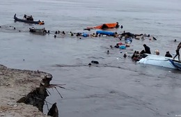 Peru: Lở đất làm chìm thuyền, hàng chục người thương vong