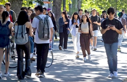 Canada đổi luật du học 2026: Học sinh Việt Nam cần chuẩn bị gì?