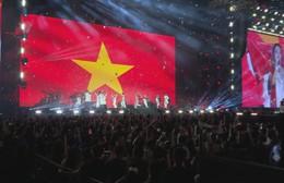 Hozo City Tết Fest 2025 thắp sáng không gian lễ hội bên sông Sài Gòn