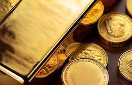 Thị trường ngày 31/12: Giá vàng giảm mạnh, xăng dầu quay đầu giảm nhẹ