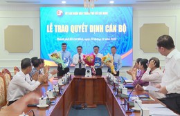 TP.HCM trao quyết định cán bộ cho 5 đồng chí lãnh đạo