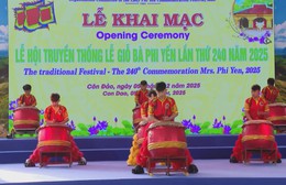 Lễ giỗ Bà Phi Yến thu hút đông đảo người dân và du khách