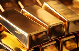 Thị trường ngày 8/12/2025: Giá vàng duy trì ngưỡng cao, xăng dầu xu hướng tăng giá