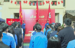 Chào cờ chào mừng Đại hội Đại biểu Toàn quốc lần thứ XIV của Đảng