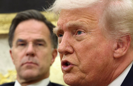 Tổng thống Mỹ điện đàm với Tổng Thư ký NATO