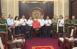 Đoàn công tác tỉnh Tây Ninh chúc Tết TP. Hồ Chí Minh nhân dịp Xuân Bính Ngọ 2026